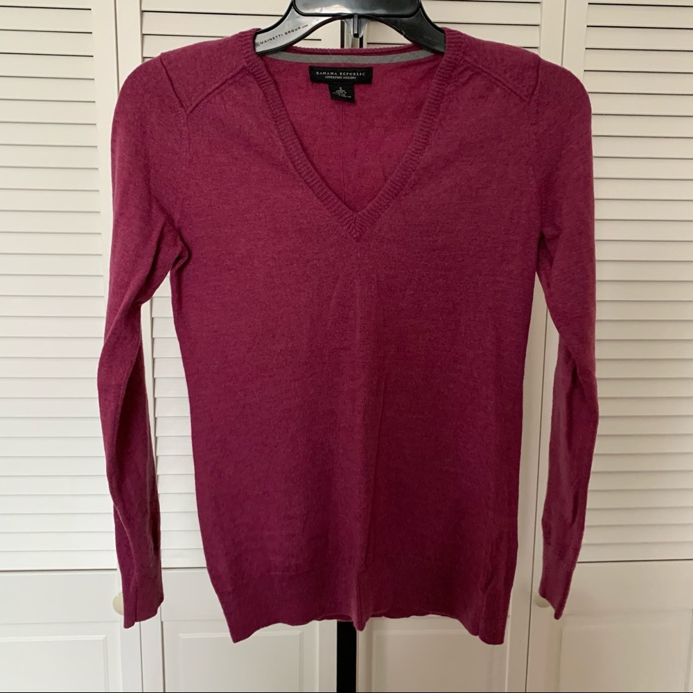 V-Neck Wool sweater